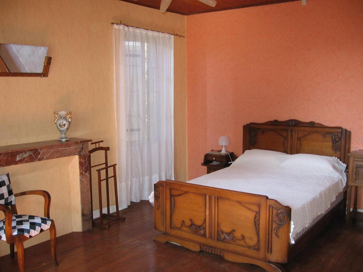 Maison De Campagne Les Chenes. Panjas Εξωτερικό φωτογραφία